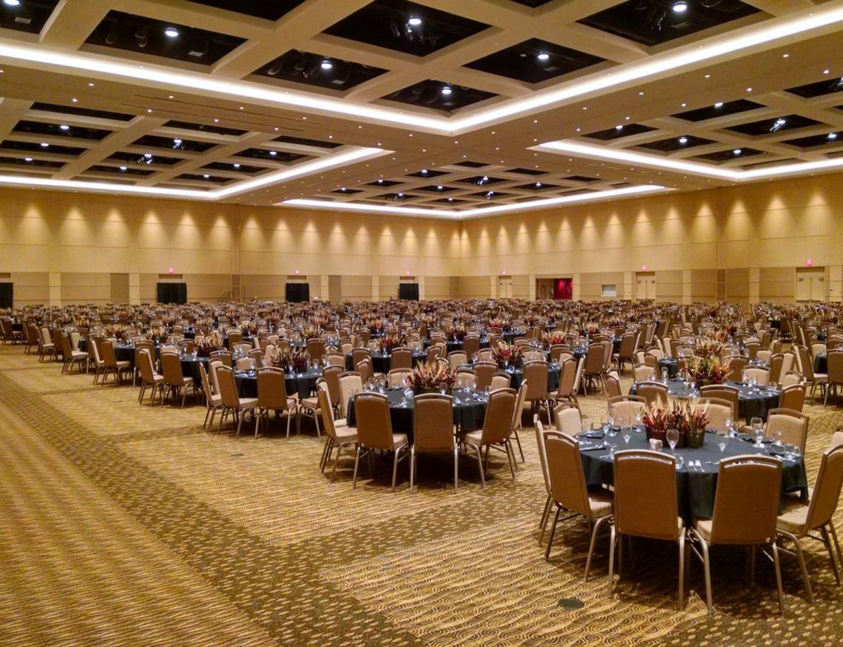 Mayo Civic Center Exhibition Hall, Rochester, Minnesota